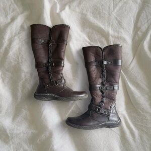 Wanderlust Dark Brown Winter Boots